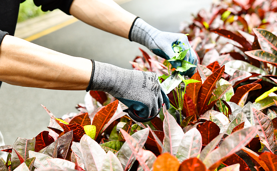 gardening gloves