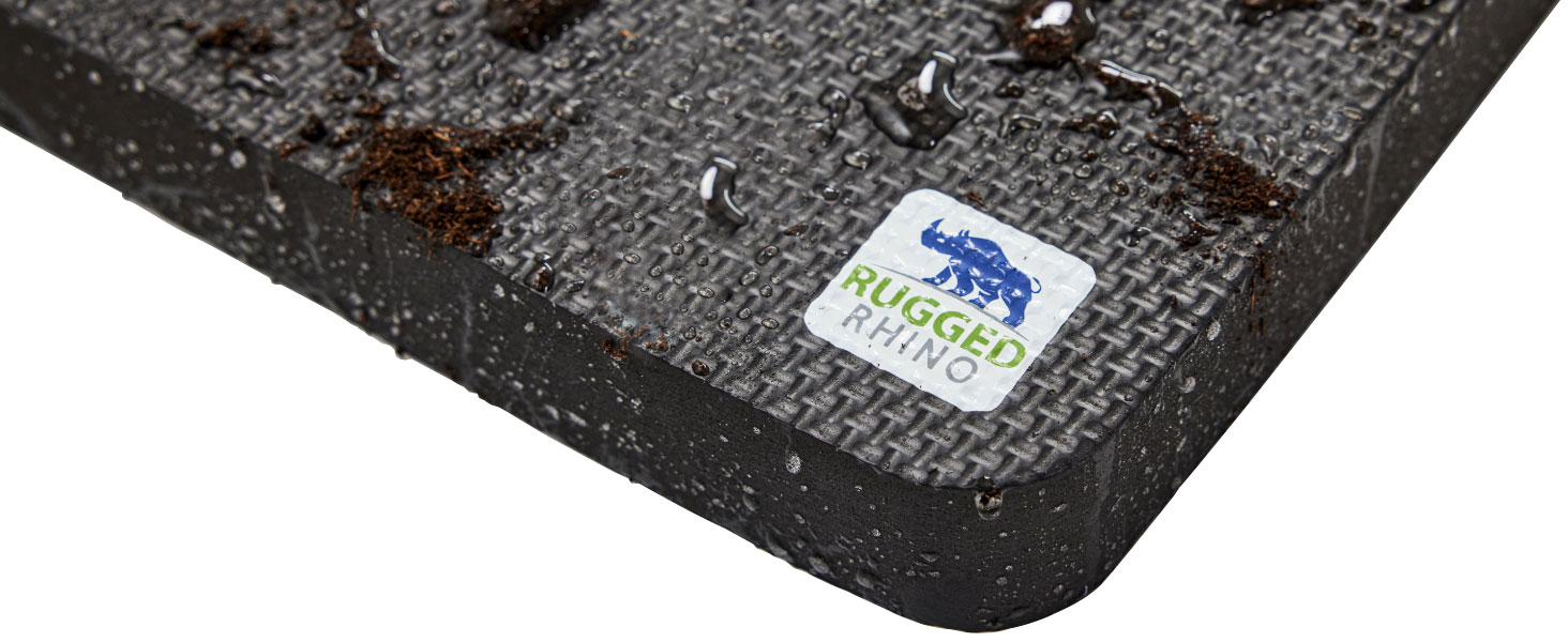 Easy to clean, dirt and water resistant